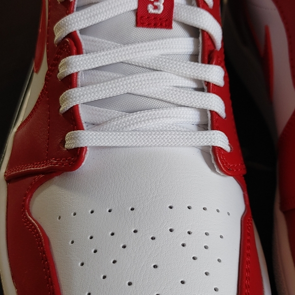Air Jordan 1 low gym red size 10 - Picture 6 of 8
